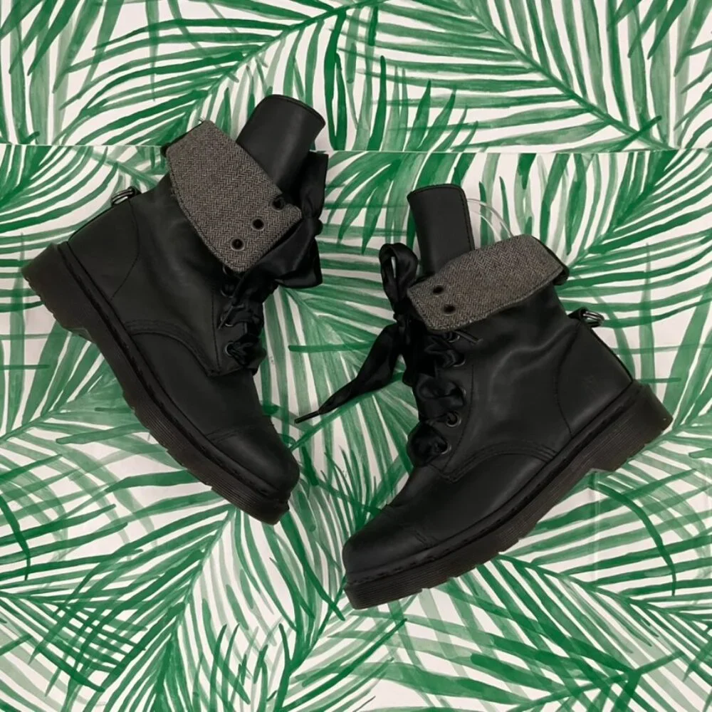 Dr Martens Aimilita Black Gray Twill Fold Down Combat Boots Size 8